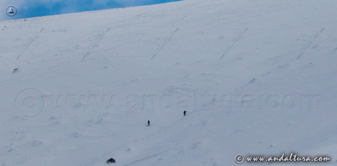 Descenso en Esquí de Travesía desde el Morrón del Hornillo al Puerto de la Ragua