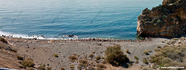 Cala de los Ahogados - Guía de Playas de la capital de Almería