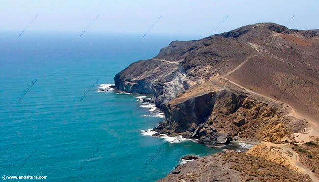 Línea Costera de Níjar desde el Morrón de los Genoveses - Guía del Litoral del Parque Natural Cabo de Gata - Níjar