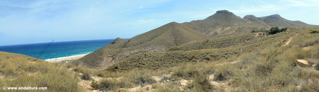 Mesa Roldán - Ruta de Senderismo por Carboneras y el Parque Natural Cabo de Gata - Níjar - Ruta por el SL-A166 Barranco Hondo - Mesa Roldán