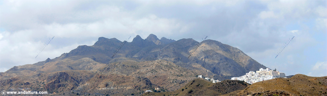 Localidad de Mojácar y Sierra Cabrera