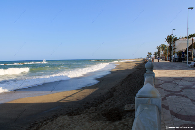 Playa de Garrucha y Paseo Marítimo . Guía de Playas de Garrucha