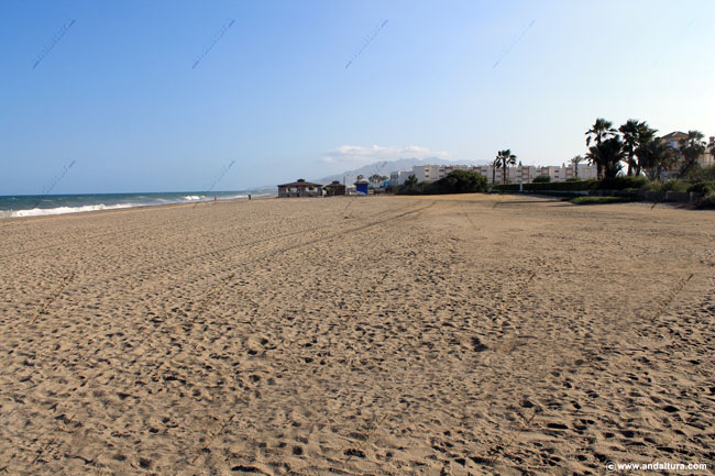 Playa de Quitapellejos o Cala Marqués - Guía de Playas de VEra