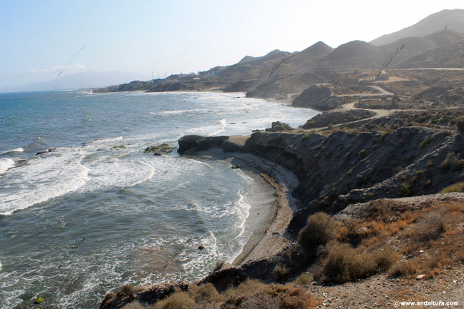 Puntas y Calas del litoral que forman las laderas de la Sierra Almegrera