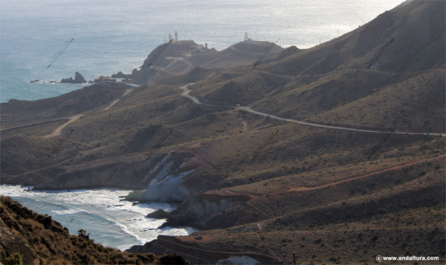 Ramblas litoral de la Sierra de Cabo de Gata, Arrecife de las Sirenas y Faro de Cabo de Gata