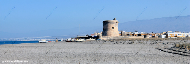Torreón y Playa de San Miguel - Guía de Playas de la capital de Almería y del Parque Natural Cabo de Gata - Níjar