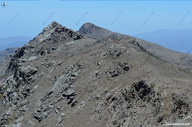 Tresmiles de Sierra Nevada: Arista de Tajos Altos y Cerro del Caballo