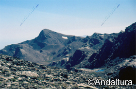 Cerro del Caballo desde la Lagna de Lanjarón
