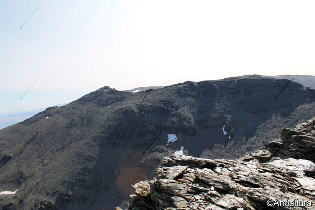 Puntal de los Cuartos y Pico de la Justicia desde el Cerro del Mojón Alto - Ruta Integral de Sierra Nevada