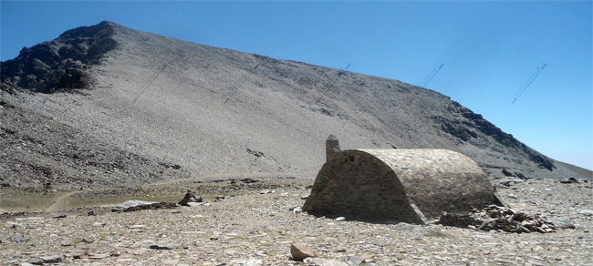 Refugio- Vivac de la Caldera y Mulhacén