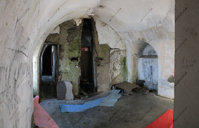 Interior - imagen antigua - del Refugio Elorrieta