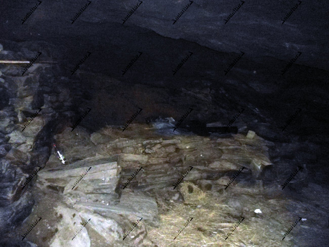 Interior Refugio de Cueva Secreta