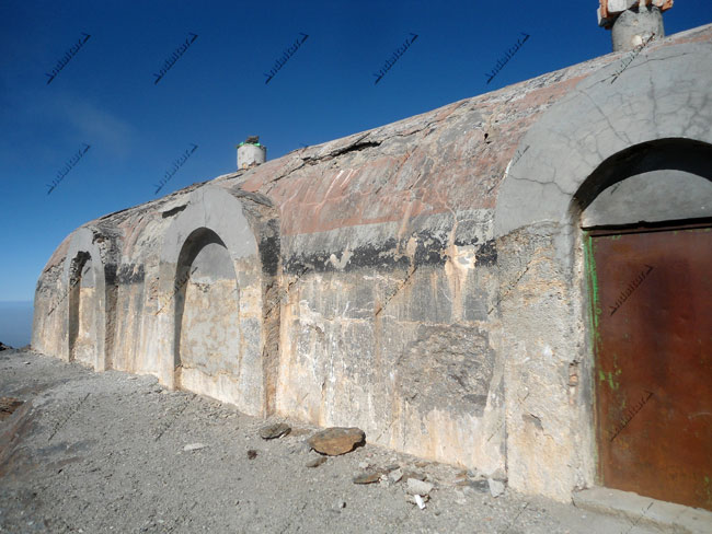 Detalle exterior del Refugio Elorrieta