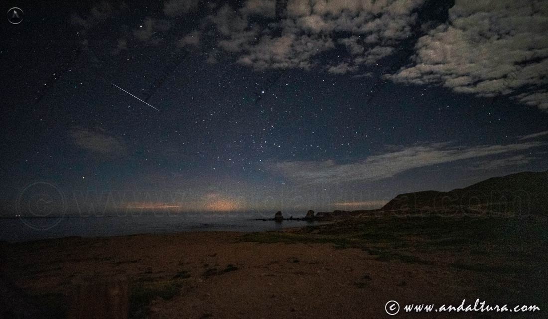 Noche astronómica en la Playa de Piedra Galera - Parque Natural Cabo de Gata - Níjar