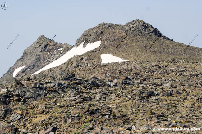 Antecima y Puntal de Tajos Altos, tramo de Vereda al Tozal del Cartujo en la Integral de Sierra Nevada