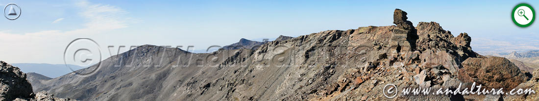 Vista para ampliar del Fraile de Capileira, Tajos del Nevero, Tajos Altos, Cerro del Caballo y Pico del Tajo de los Machos