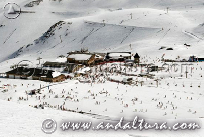 Teclea sobre la imagen para acceder al Área de Esquí Borreguiles