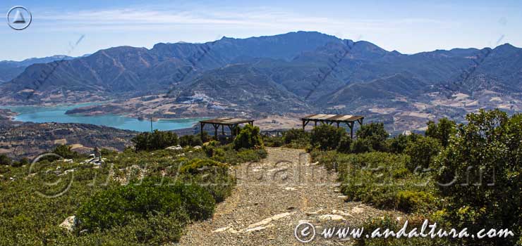 Ruta de Senderismo en primavera por Cádiz - Torreón desde la Sierra de Líjar