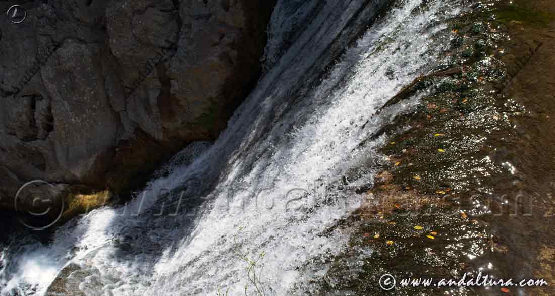 Salto de agua en la Cuenca del río Guadalquivir