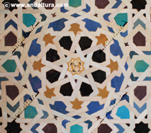 Azulejo geométrico en la Sala del Mexuar
