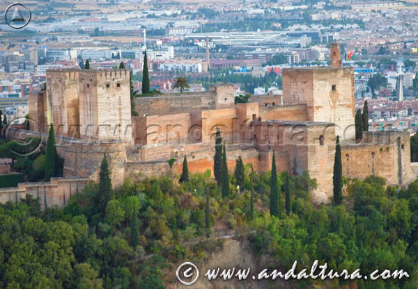 Accede a los contenidos de como llegar a la Alhambra y el Generalife