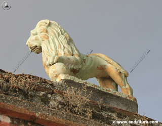León - derecha - del Palacio del Generalife, desde abajo