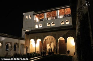 Pabellón norte del Palacio del Generalife - visita nocturna