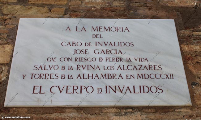 Placa Conmemorativa de la Alhambra al Cabo de inválidos José Garcia