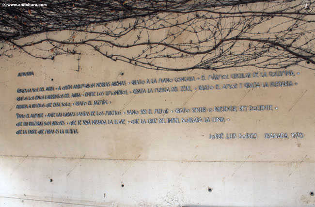 Placa Conmemorativa de la Alhambra en las proximidades de la Entrada al Generalife, Jorge Luis Borges