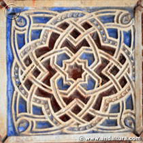 Yesería en la Torre de la Cautiva de la Alhambra - Accesos a contenidos