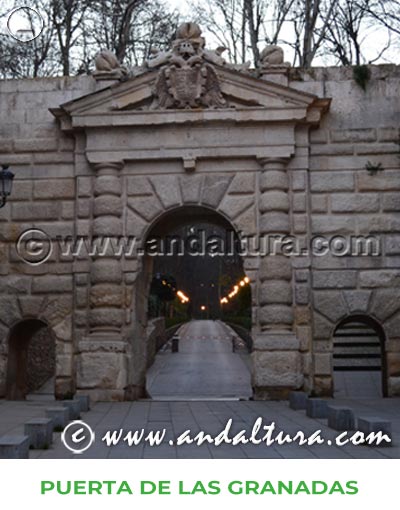 Puerta de las Granadas - Teclea en la imagen para acceder a sus contenidos