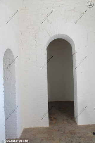 Entrada de una estancia en la Casa de la Velera de la Torre de la Vela