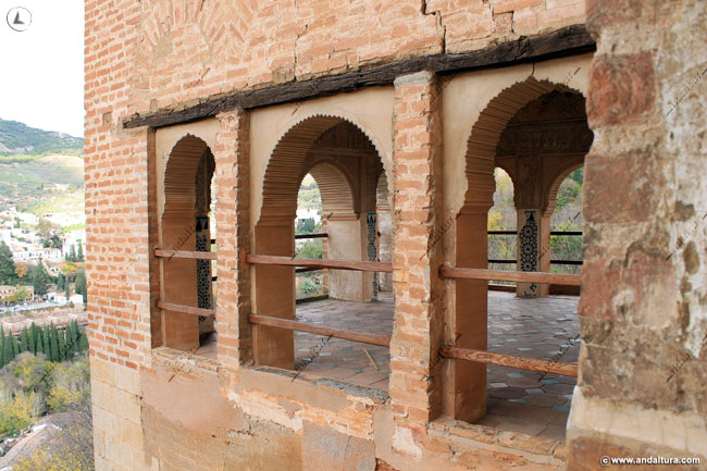Estado exterior con las distintas restauraciones realizadas en la Torre de las Damas