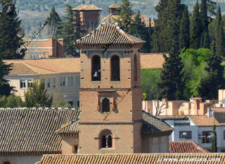 Iglesia de San Bartolomé desde la Torre de la Vela de la Alhambra