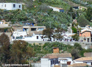 Mirador de la Vereda de Enmedio del Sacromonte desde la Torre de la Vela - Rutas por los Miradores del Albaycín - Albaicín