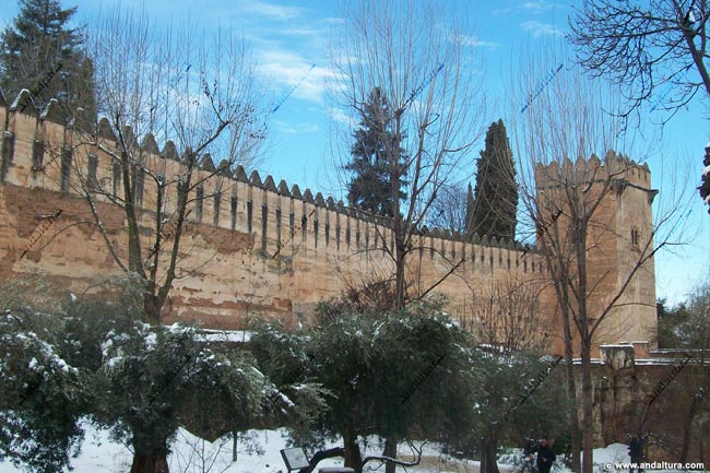 Muralla y Torre de los Picos por la Cuesta de los Chinos - Visita Albaycín y Alhambra