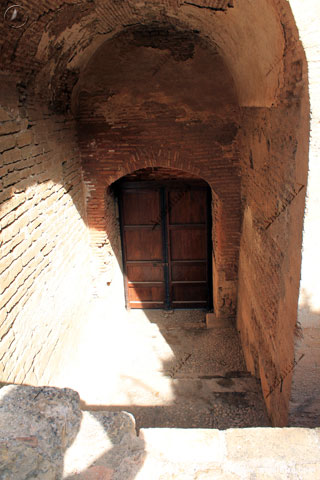 Puerta del Arrabal para acceder al Baluarte de la Torre de los Picos