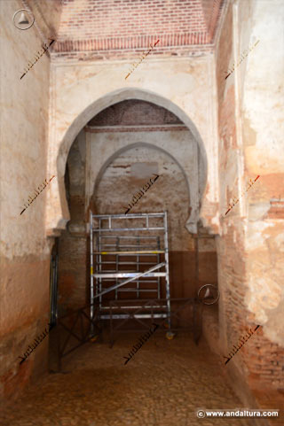 Restauraciones en el interior de la Torre y Puerta de las Armas de la Alcazaba de la Alhambra