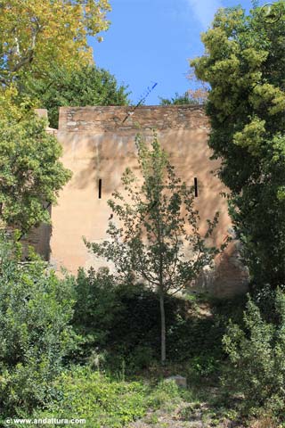 Torre de la Barba desde la Placeta de la Explanada - Visita del Exterior, sin Entrada ni Tickets, de la Alhambra