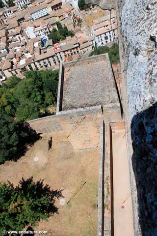 Terraza de la Torre de los Hidalgos desde la Torre de la Vela - Alcazaba de la Alhambra
