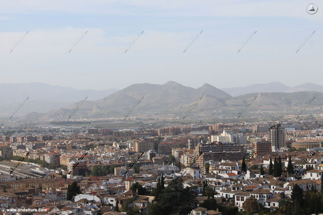 Vistas de Granada y Sierra Elvira desde la Torre de la Vela