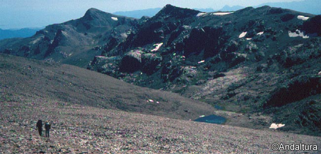 Montañismo por el Valle de Lanjarón