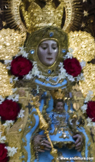 Detalle de la Virgen del Rocío