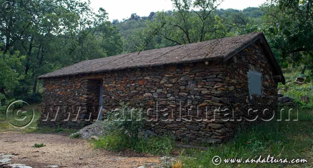 Refugios de Sierra Nevada: Refugio Casas de la Hortichuela