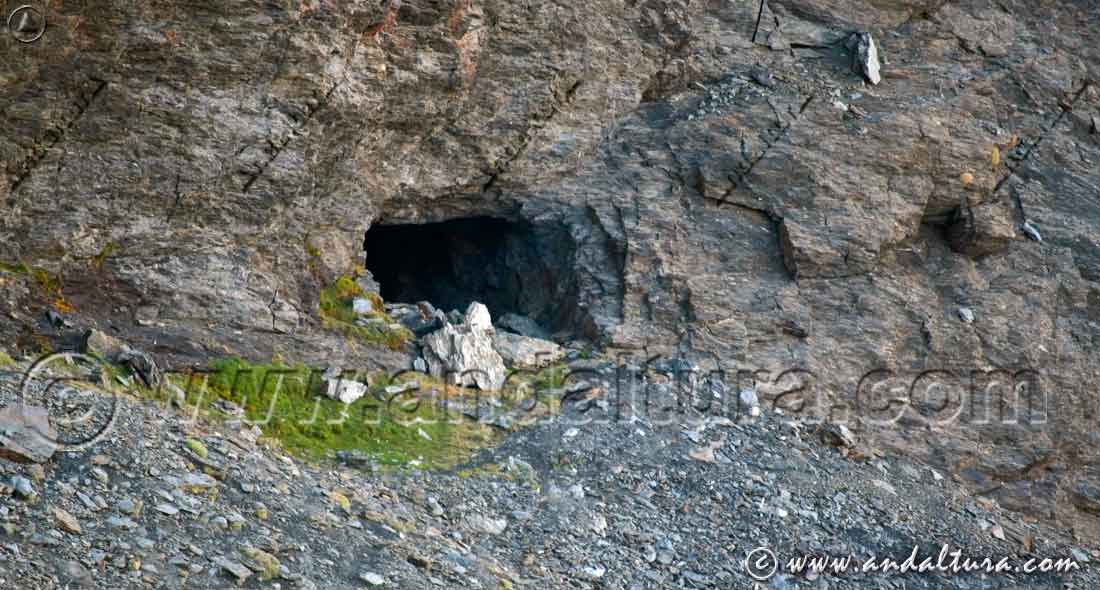 Túnel del Veleta - Refugios de Sierra Nevada
