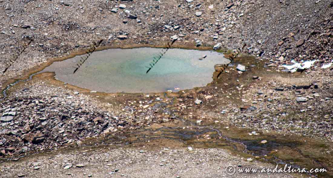 Laguna de Majano - Lagunas de Sierra Nevada en Capileira - Parque Nacional Sierra Nevada