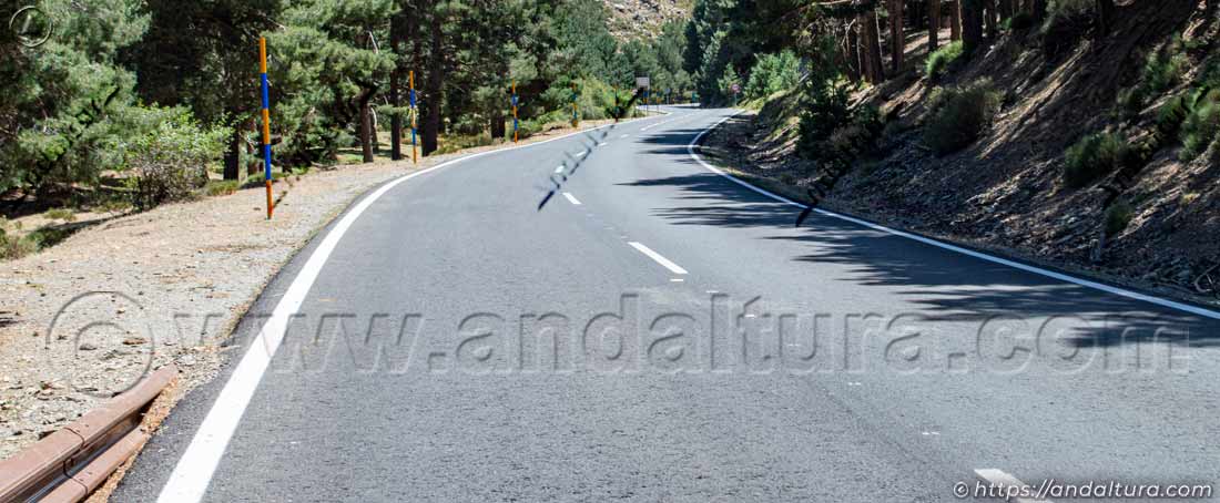 Comienzo desde el cruce de Ferreria de la Carretera A-337 al Puerto de la Ragua