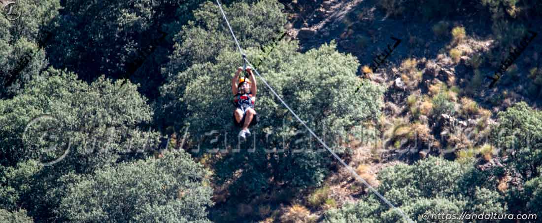 Tirolina de Bayárcal - Rutas Chullo, Techo de Almería