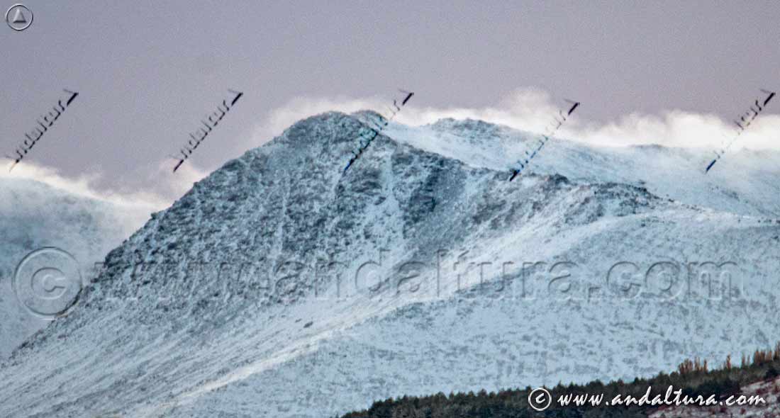 Cerro del Mojón Alto - Apertura y Novedades de la Temporada de Esquí en Sierra Nevada 2024-2025 el 27 de octubre del 2024