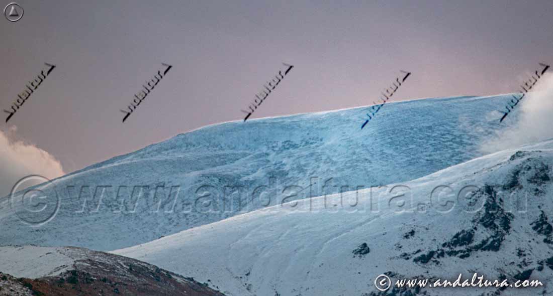 Picón de Jérez - Apertura y Novedades de la Temporada de Esquí en Sierra Nevada 2024-2025 el 27 de octubre del 2024